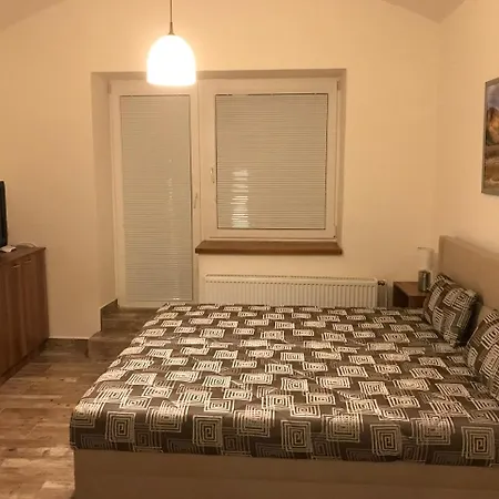 Dominika Apartment *